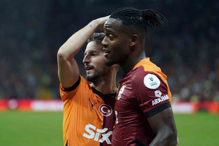 GALATASARAYLI FUTBOLCU BATSHUAYİ’YE DOLANDIRICI ŞOKU