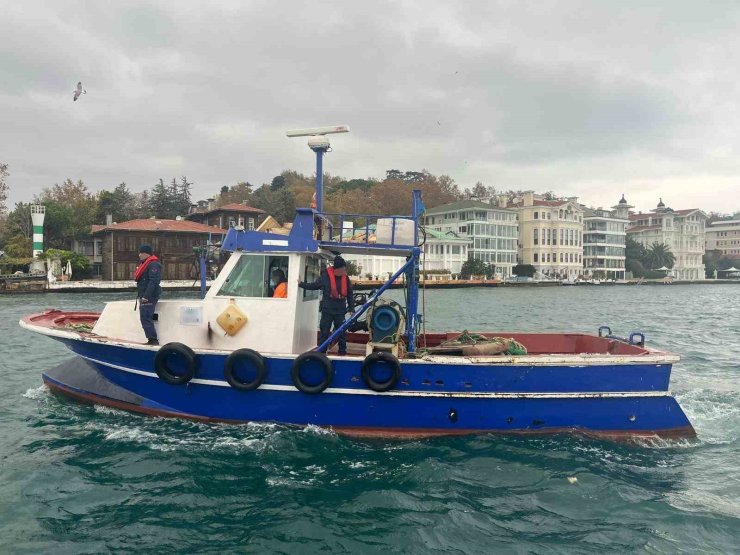 İSTANBUL BOĞAZI’NDA YASA DIŞI AVCILIK YAPANLAR SUÇÜSTÜ YAKALANDI