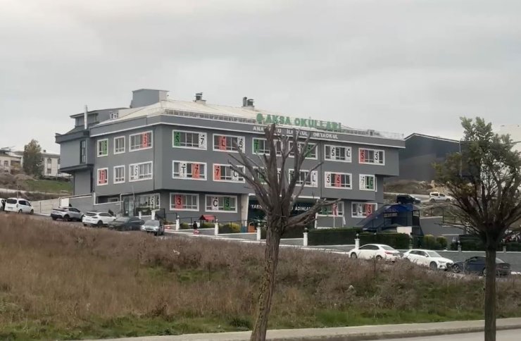 ARNAVUTKÖY’DE OKUL KURŞUNLANDI