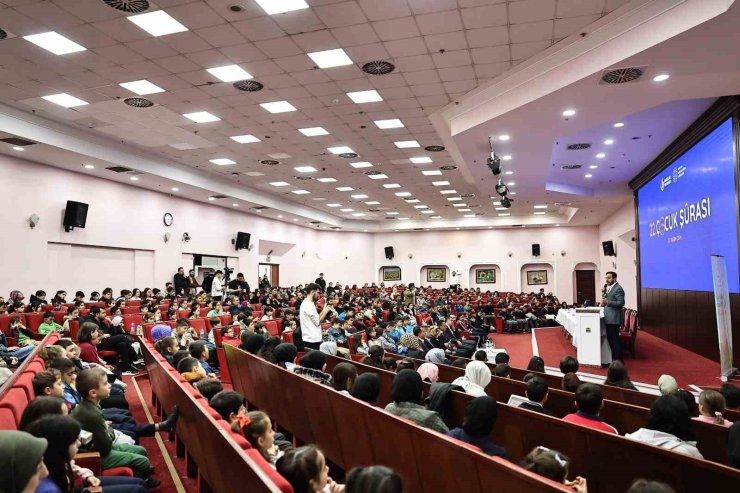 DÜNYA ÇOCUK HAKLARI GÜNÜ’NDE BAĞCILAR’DA ÇOCUK ŞURA’SI DÜZENLENDİ