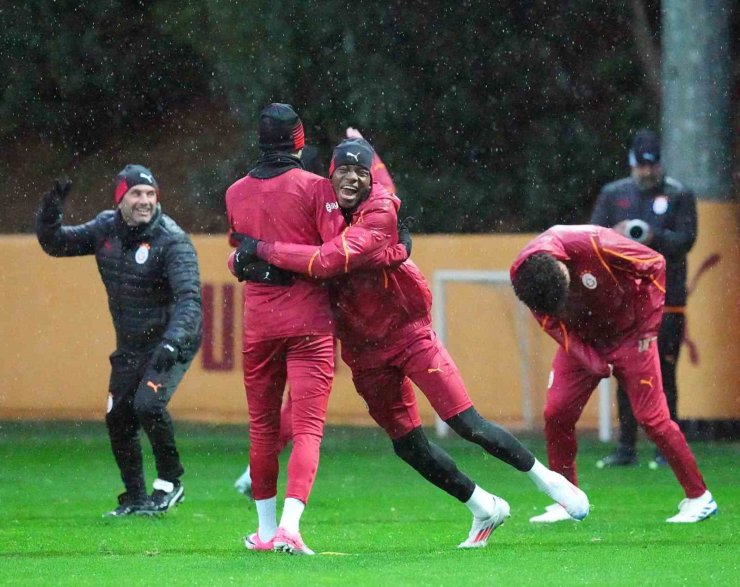 GALATASARAY, BODRUM FK MAÇI HAZIRLIKLARINI SÜRDÜRDÜ