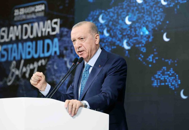 CUMHURBAŞKANI ERDOĞAN: "İNSANLIĞIN TÜM KURUMLARIYLA KAN KAYBETTİĞİ DÖNEMDEYİZ"