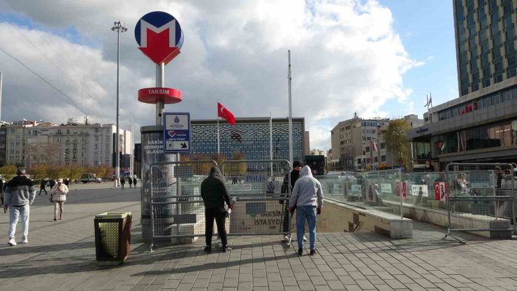 İSTANBUL’DA BAZI METROLAR GEÇİCİ SÜREYLE KAPATILDI