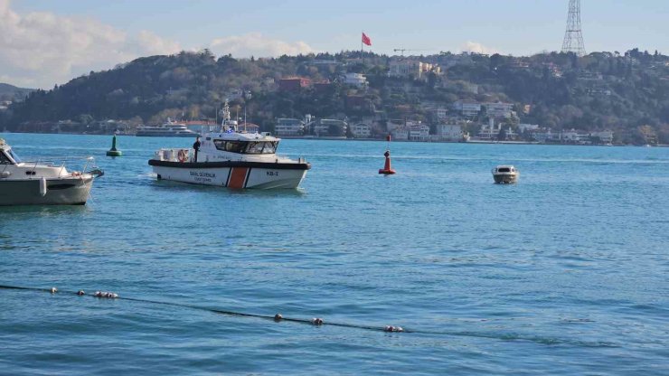 RUMELİ HİSARI’NDA DENİZDE KAYBOLAN 2 KİŞİYİ ARAMA ÇALIŞMALARI DEVAM EDİYOR