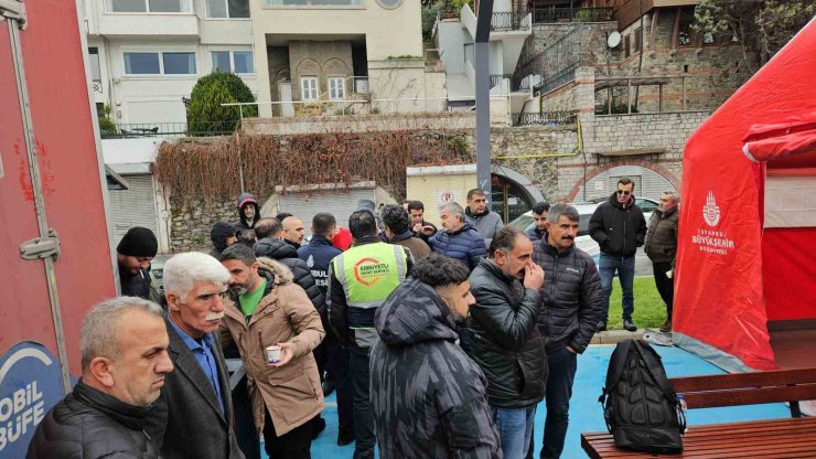 SARIYER’DE DENİZDE KAYBOLAN KARDEŞLERİ ARAMA ÇALIŞMALARI SU ALTI KAMERASINA YANSIDI