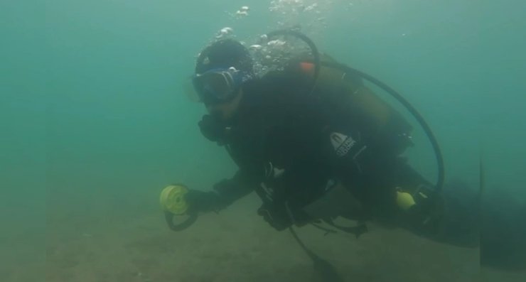 SARIYER’DE DENİZDE KAYBOLAN KARDEŞLERİ ARAMA ÇALIŞMALARI SU ALTI KAMERASINA YANSIDI