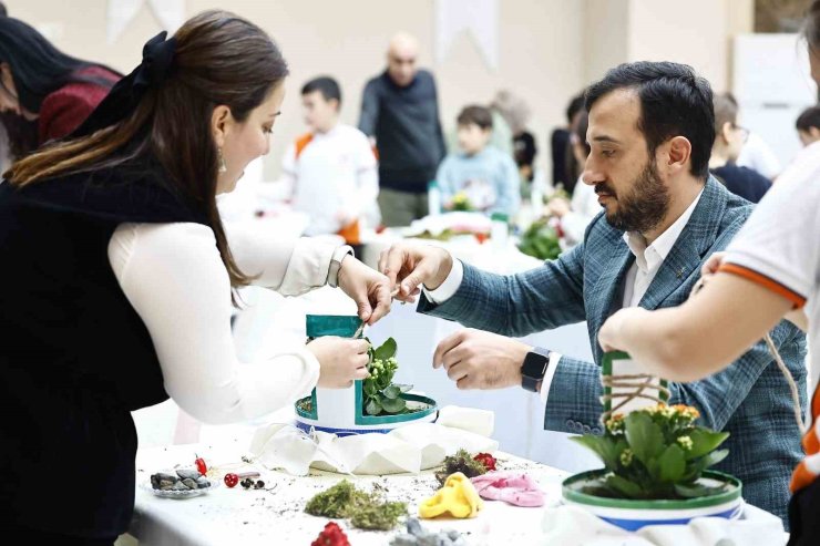 BAĞCILAR’DA YOĞURT KABINDAN TERARYUM YAPTILAR