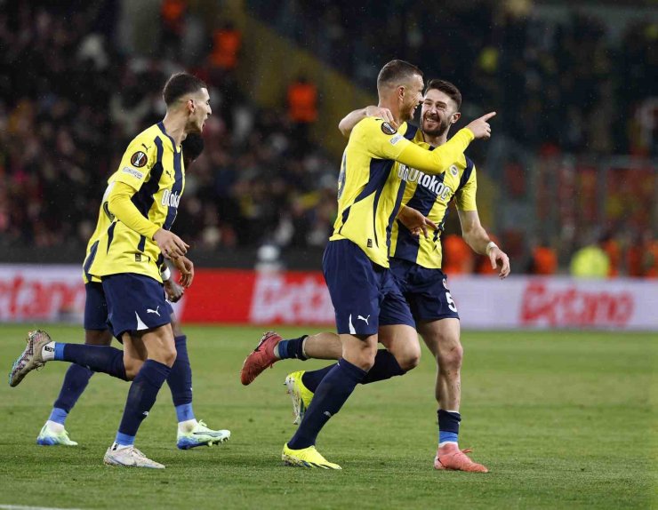 UEFA AVRUPA LİGİ: SLAVİA PRAG: 1 - FENERBAHÇE: 2 (MAÇ SONUCU)