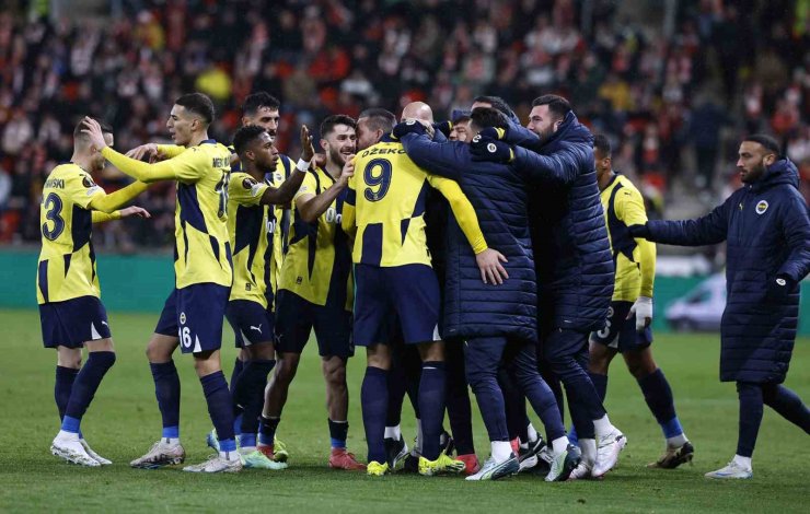 UEFA AVRUPA LİGİ: SLAVİA PRAG: 1 - FENERBAHÇE: 2 (MAÇ SONUCU)