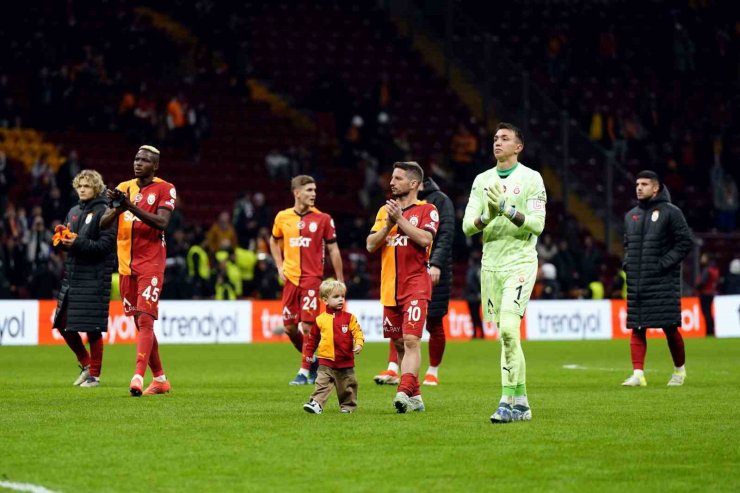 GALATASARAY BU SEZON LİGDE 2. KEZ BERABERE KALDI