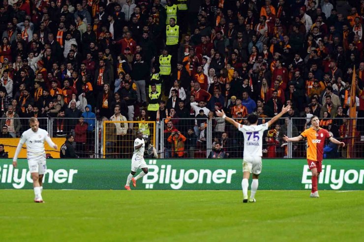 TRENDYOL SÜPER LİG: GALATASARAY: 2 - EYÜPSPOR: 2 (MAÇ SONUCU)