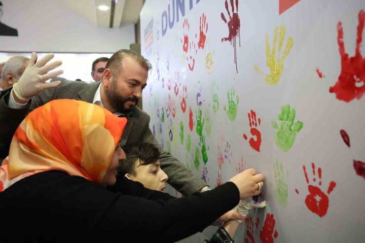 ARNAVUTKÖY’DE DÜNYA ENGELLİLER GÜNÜ NEDENİYLE ETKİNLİK DÜZENLEDİ