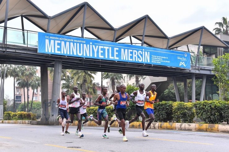 ULUSLARARASI MERSİN MARATONU, REKOR KATILIMLA BU YIL 6. KEZ KOŞULACAK