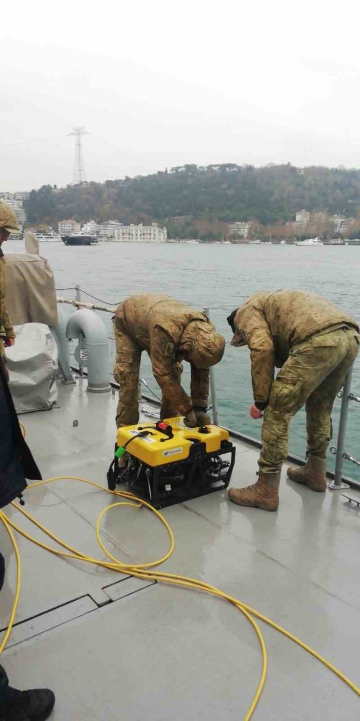 VALİ GÜL DENİZE DÜŞEN CAN KARDEŞLERİ ARAMA ÇALIŞMALARI HAKKINDA BİLGİ ALDI