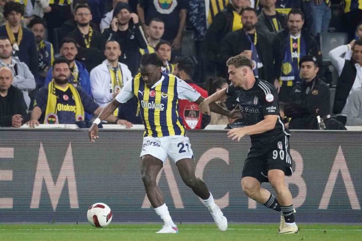 FENERBAHÇE’DE, BEŞİKTAŞ DERBİLERİNİN EN DENEYİMLİLERİ İRFAN CAN VE BRİGHT OSAYİ-SAMUEL