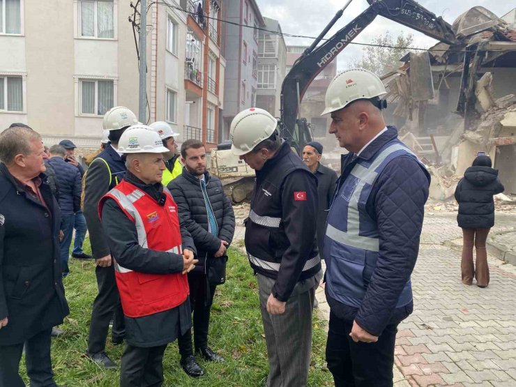 BÜYÜKÇEKMECE CELALİYE MAHALLESİ’NDE İLK KENTSEL DÖNÜŞÜM ÇALIŞMALARI BAŞLADI