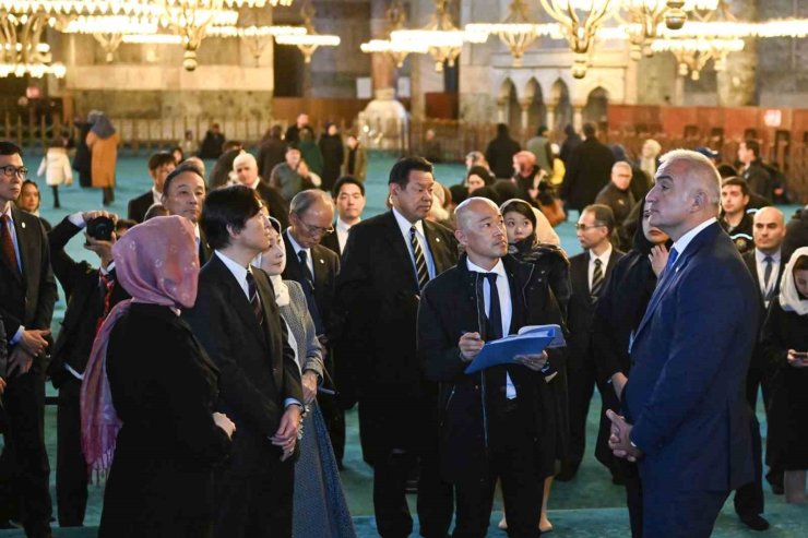 JAPONYA VELİAHT PRENS VE PRENSESİ, AYASOFYA-İ KEBİR CAMİİ ŞERİFİ’Nİ ZİYARET ETTİ