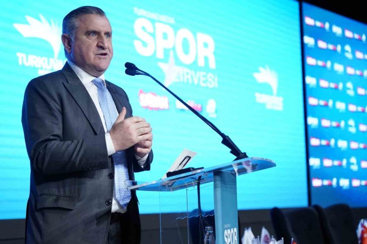 BAKAN OSMAN AŞKIN BAK: "2026 FIFA DÜNYA KUPASI’NA GİDİP GÜZEL İŞLER YAPMAK İSTİYORUZ"