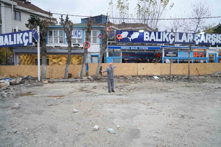 PLAZA HAYALİNİ SUYA DÜŞÜREN ESNAFA, İBB BAŞKANI EKREM İMAMOĞLU’NDAN CEZA