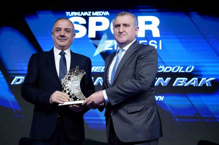 BAKAN OSMAN AŞKIN BAK: "2026 FIFA DÜNYA KUPASI’NA GİDİP GÜZEL İŞLER YAPMAK İSTİYORUZ"