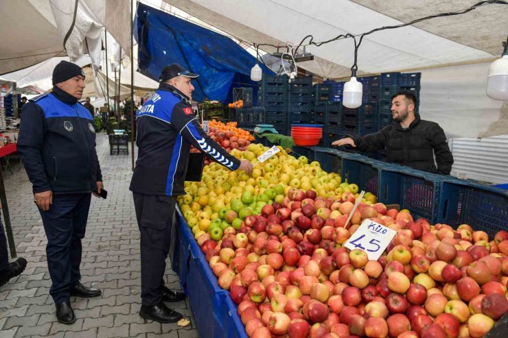 ESENYURT’TA GÜVENLİ ALIŞVERİŞ İÇİN PAZARLAR DENETLENİYOR