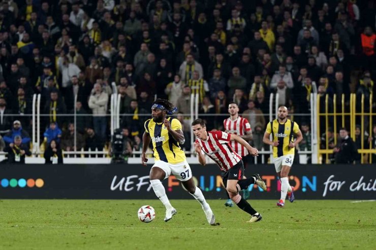 UEFA AVRUPA LİGİ: FENERBAHÇE: 0 - ATHLETİC BİLBAO: 2 (İLK YARI)