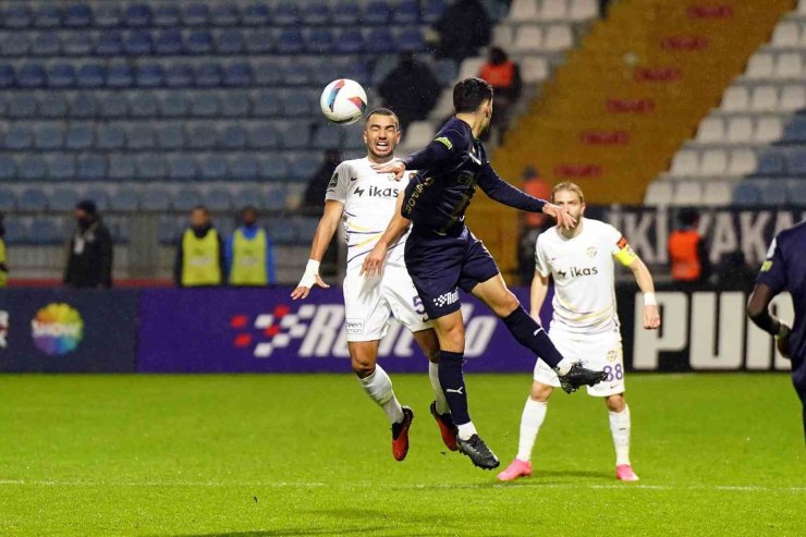 TRENDYOL SÜPER LİG: KASIMPAŞA: 2 - EYÜPSPOR: 0 (MAÇ SONUCU)