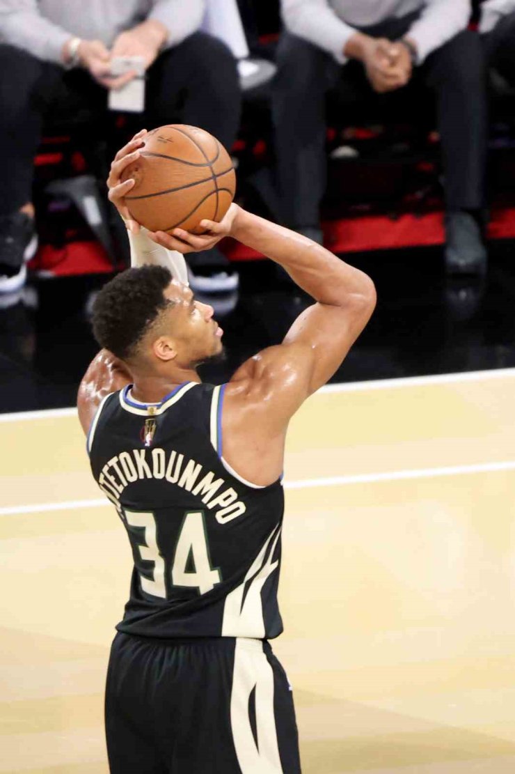 NBA KUPASI’NIN SAHİBİ MİLWAUKEE BUCKS OLDU