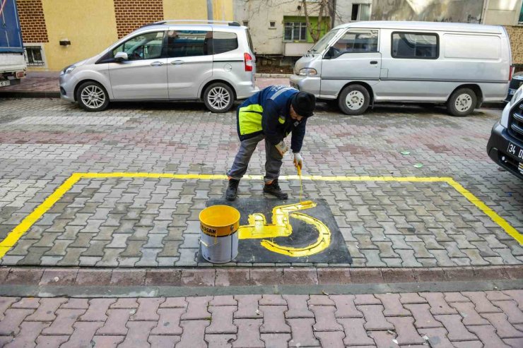 ESENYURT’TA PARK YERİ BULMAKTA ZORLUK YAŞAYAN ENGELLİLERİN HAYATI KOLAYLAŞTIRILIYOR