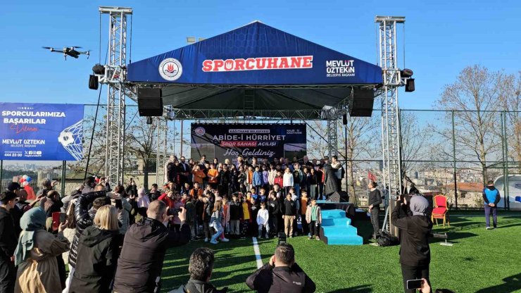 KAĞITHANE’DE ABİDE-İ HÜRRİYET SPOR SAHASI AÇILDI