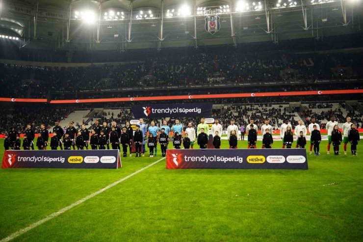 TRENDYOL SÜPER LİG: BEŞİKTAŞ: 1 - CORENDON ALANYASPOR: 1 (MAÇ DEVAM EDİYOR)