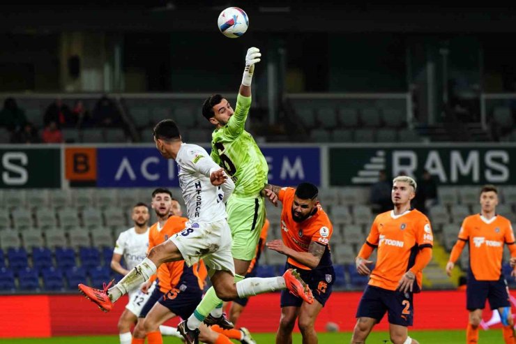 TRENDYOL SÜPER LİG: BAŞAKŞEHİR: 2 - KASIMPAŞA: 2 (MAÇ SONUCU)