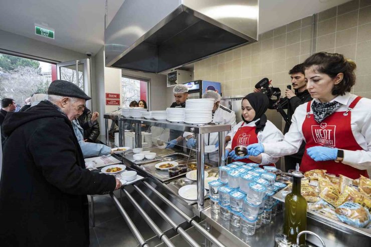 ÜSKÜDAR BELEDİYESİ’NİN İKİNCİ “KENT LOKANTASI” BURHANİYE’DE HİZMET VERMEYE BAŞLADI