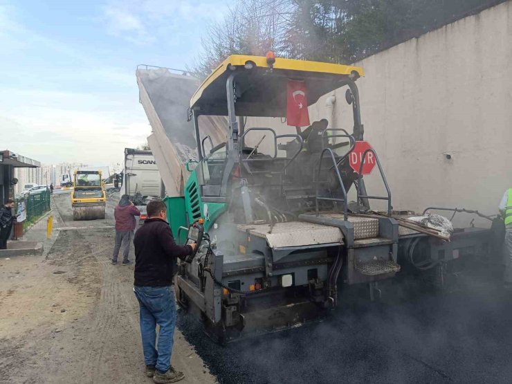 ESENYURT’TA KONFORLU ULAŞIM İÇİN YOLLAR YENİLENİYOR