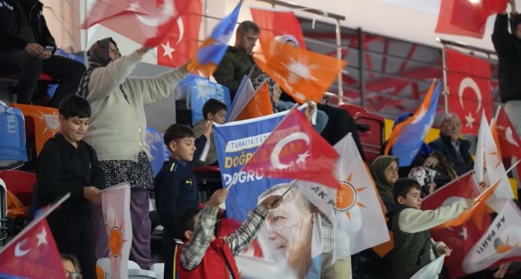 AK PARTİ İSTANBUL’DA KONGRE MARATONU BAŞLADI