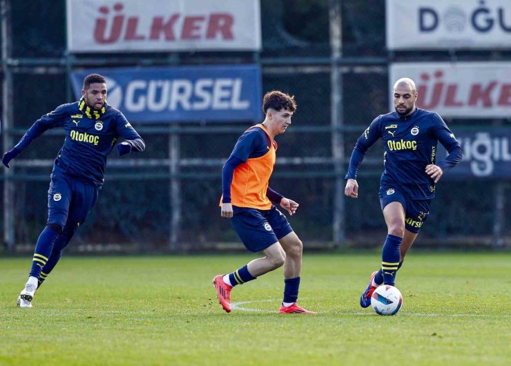 FENERBAHÇE, HATAYSPOR MAÇI HAZIRLIKLARINI SÜRDÜRDÜ