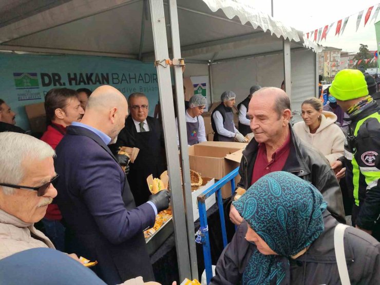 BAHÇELİEVLER’DE 4. GELENEKSEL HAMSİ FESTİVALİ DÜZENLENDİ