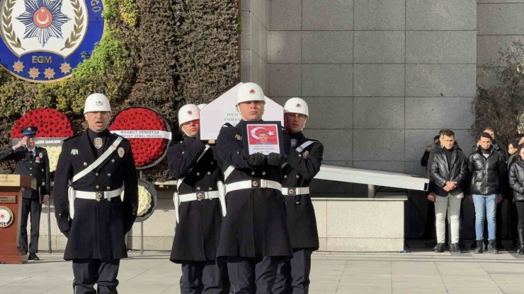 İSTANBUL EMNİYET MÜDÜRLÜĞÜ’NDE ŞEHİT EMİRHAN ARAMIŞ’IN CENAZE TÖRENİ DÜZENLENDİ