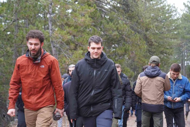 ESENLER BELEDİYESİ’NİN “KAMP AKADEMİSİ” SÜRÜYOR