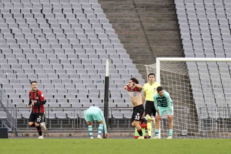 ZİRAAT TÜRKİYE KUPASI: FATİH KARAGÜMRÜK: 1 - ÇAYKUR RİZESPOR: 0 (MAÇ SONUCU)