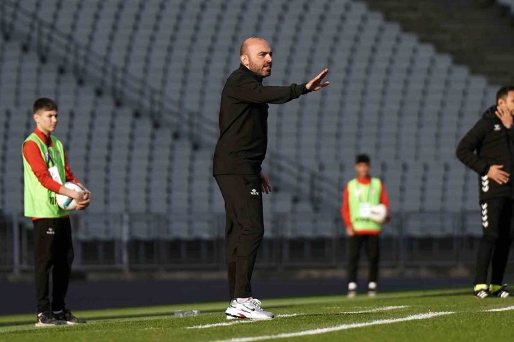 ZİRAAT TÜRKİYE KUPASI: FATİH KARAGÜMRÜK: 0 - ÇAYKUR RİZESPOR: 0 (İLK YARI)