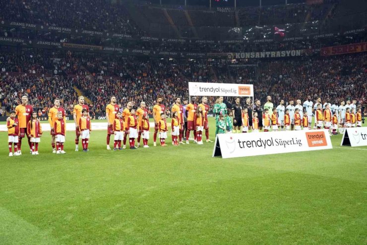 GALATASARAY İLE BAŞAKŞEHİR KUPADA 3. RANDEVUDA