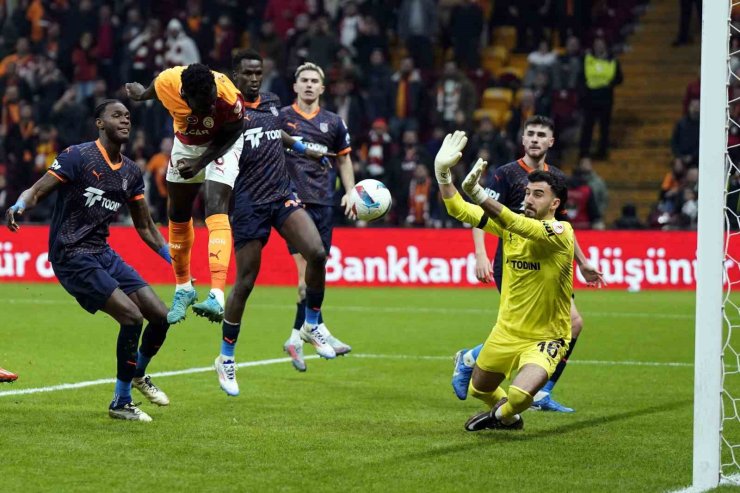 ZİRAAT TÜRKİYE KUPASI: GALATASARAY: 2 - BAŞAKŞEHİR: 2 (MAÇ SONUCU)