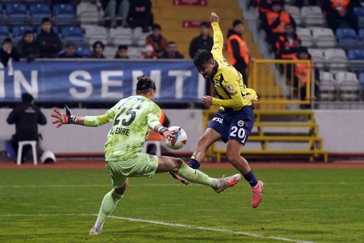 ZİRAAT TÜRKİYE KUPASI: KASIMPAŞA: 0 - FENERBAHÇE: 3 (MAÇ SONUCU)