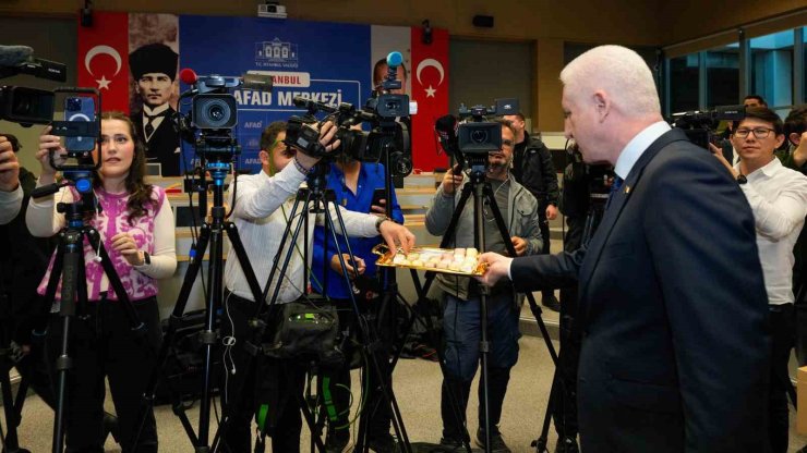 İSTANBUL VALİSİ DAVUT GÜL: "GEÇEN YIL SAHTE İÇKİDEN 48 KİŞİ HAYATINI KAYBETTİ"