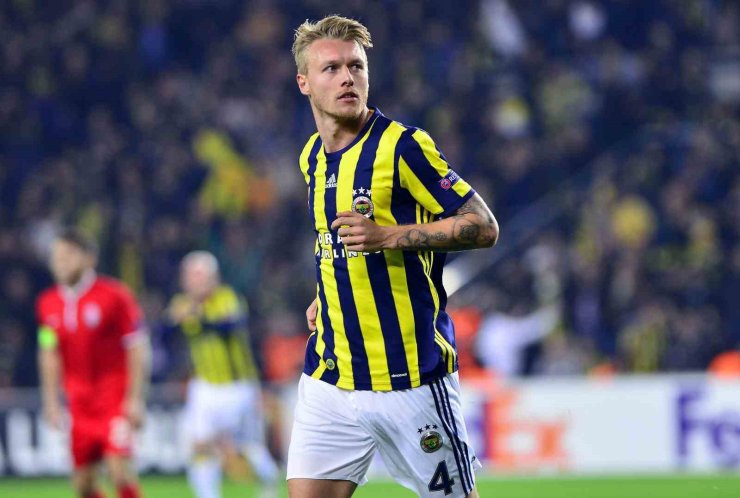 SİMON KJAER: "FUTBOLU 4 AY ÖNCE BIRAKMIŞTIM"