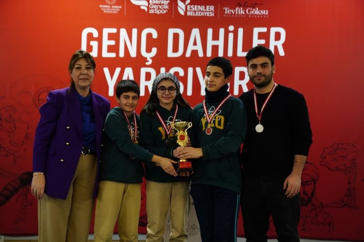 ESENLER’DE BU YILIN “DAHİ” ÇOCUKLARI BELLİ OLDU