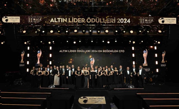 ALTIN LİDERLER ÖDÜL TÖRENİ’NDE ‘TÜRKİYE’NİN EN BEĞENİLEN FİNANS LİDERLERİ’ ÖDÜLLERİNİ ALDI