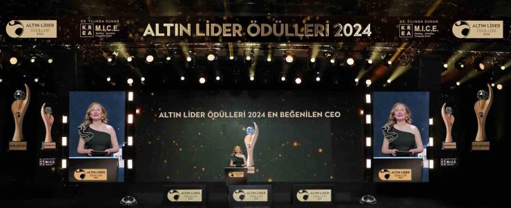 ALTIN LİDERLER ÖDÜL TÖRENİ’NDE ‘TÜRKİYE’NİN EN BEĞENİLEN CEO’LARI ÖDÜLLERİNİ ALDI