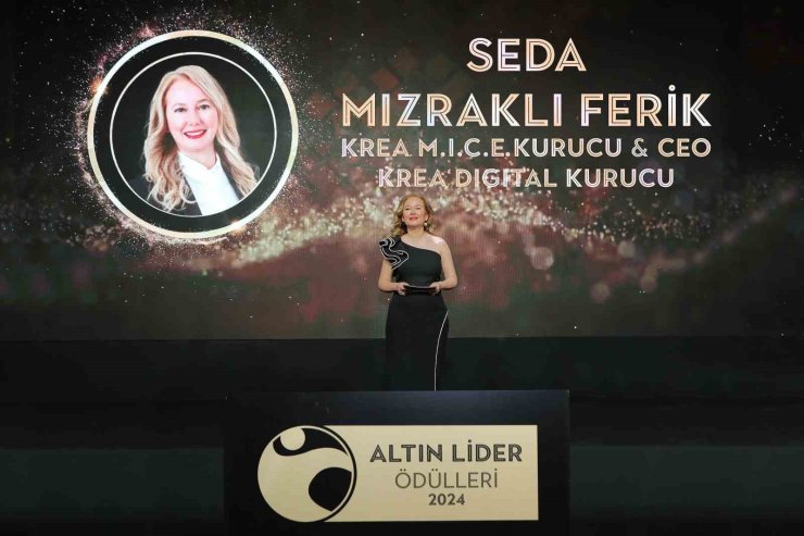 ALTIN LİDERLER ÖDÜL TÖRENİ’NDE ‘TÜRKİYE’NİN EN BEĞENİLEN CEO’LARI ÖDÜLLERİNİ ALDI